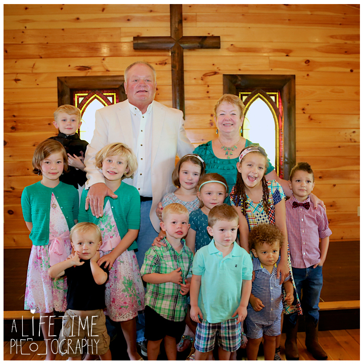 50th anniversary wedding photographer moose hollow lodge family reunion sevierville Pigeon Forge Knoxville Gatlinburg-4