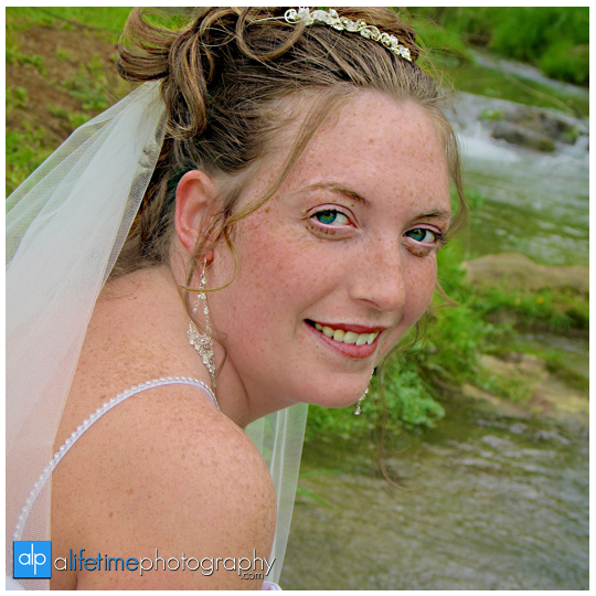 Bridal-Bride-Dress-Photographer-Wedding-Photography-Session-Shoot-Pictures-Photographers-in-Kingsport-Bristol-Johnson-City-Tri_Cities-TN-Greeneville-Jonesborough-Knoxville-Chattanooga-Pigeon-Forge-Gatlinburg-Smoky-Mountain-4