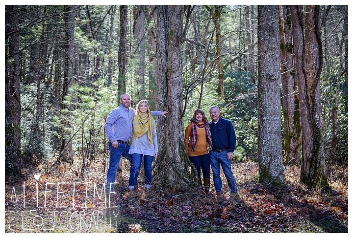 cades-cove-family-photographer-gatlinburg-pigeon-forge-knoxville-sevierville-dandridge-seymour-smoky-mountains-townsend-photos-session-professional-maryville_0141