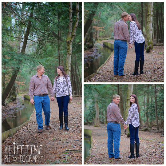 Cades-Cove-Marriage-Wedding-Proposal-Photographer-couple-Townsend-Pigeon-Forge-Gatlinburg-Smoky-Mountains-engagement-9