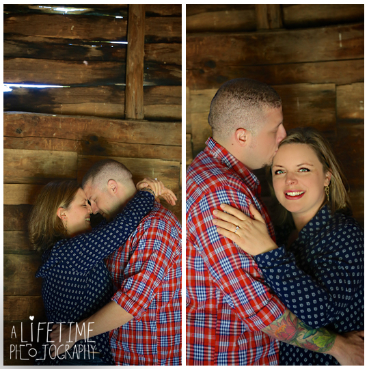 Cades-Cove-Marriage-proposal-Photographer-Gatlinburg-Pigeon-Forge-Knoxville-TN-Smoky-Mountains-River-15