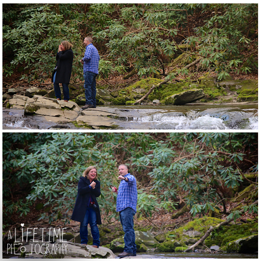 Cades-Cove-Marriage-proposal-Photographer-Gatlinburg-Pigeon-Forge-Knoxville-TN-Smoky-Mountains-River-4
