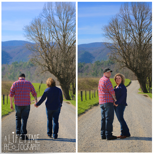 Cades-Cove-Marriage-proposal-Photographer-Gatlinburg-Pigeon-Forge-Knoxville-TN-Smoky-Mountains-River-9