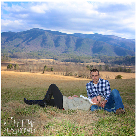 Cades-Cove-engagement-proposal-family-photographer-photos-shoot-session-Pigeon-Forge-Knoxville-Gatlinburg-Smoky-Mountains-7