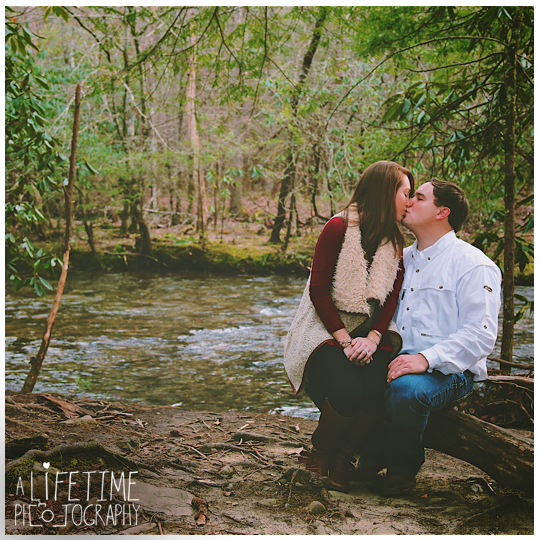Cades-Cove-engagement-proposal-wedding-marriage-Townsend-Photographer-Gatlinburg-Pigeon-Forge-Knoxville-TN-Smoky-Mountain-15