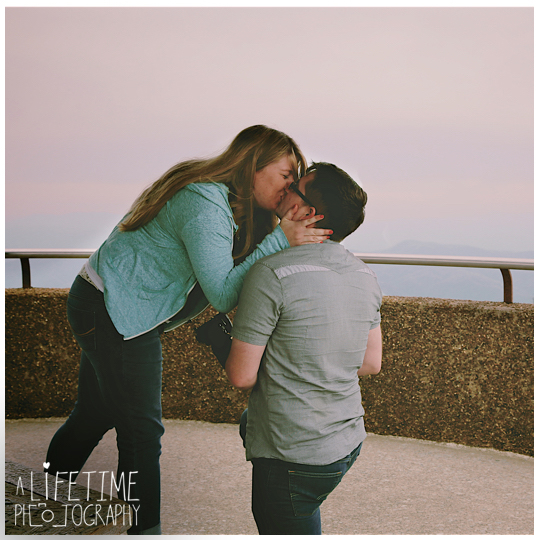 Clingmans-dome-marriage-proposal-secret-photographer-engagement-gatlinburg-tn-Smoky-Mountains-Chimney-tops-picnic-area-Pigeon-Forge-Tennessee-Sevierville-Knoxville-6