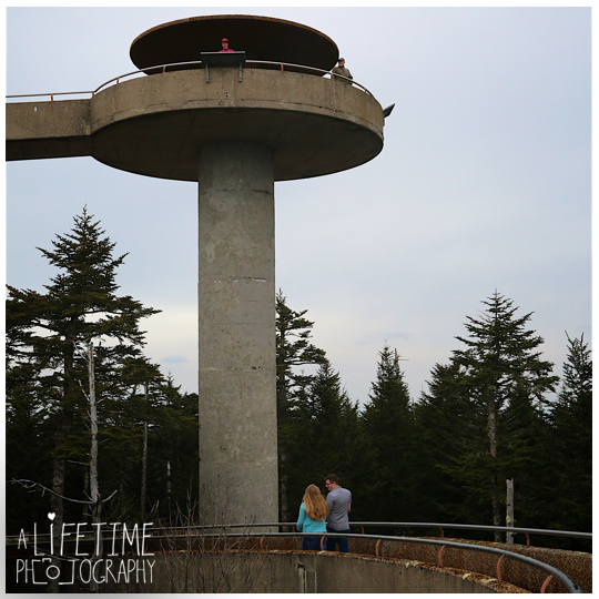 Clingmans-dome-marriage-proposal-secret-photographer-engagement-gatlinburg-tn-Smoky-Mountains-Chimney-tops-picnic-area-Pigeon-Forge-Tennessee-Sevierville-Knoxville-9
