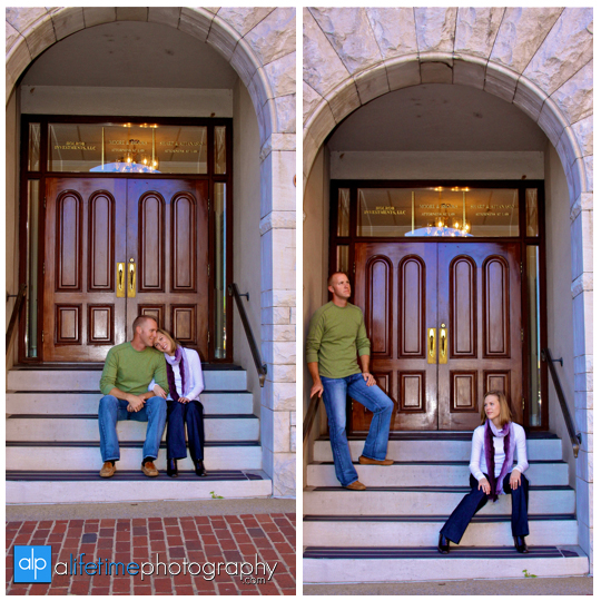 Downtown_Knoxville_Market_Square_Engagement_Photographer