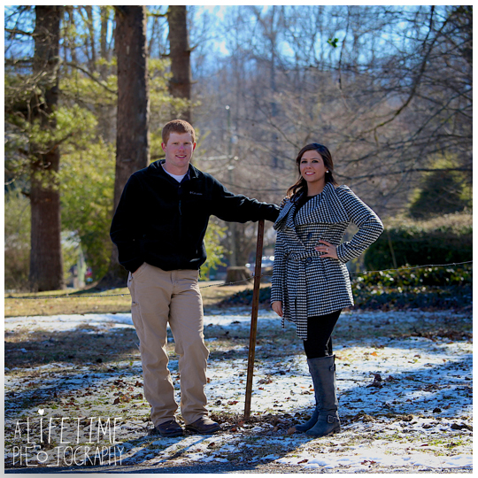 Engagement-Session-Photographer-at-Emerts-Cove-Covered-Bridge-Gatlinburg-Pigeon-Forge-Sevierville-Pittman-Center-Couple-Winter-photography-9