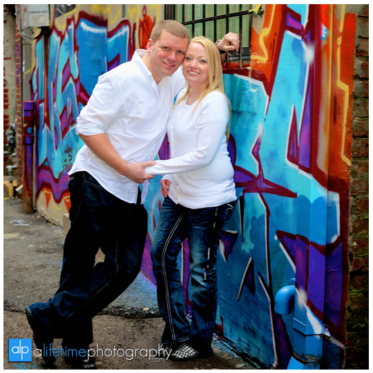 Engagement_Session-Engaged-Couple-Knoxville-TN-Volunteer-Landings_Downtown-Market-Square-UT-Gardens-Calhouns-On-The-River-Wedding_Photographer-Photography-Maryville-Clinton-Powell-Farragut-Seymour-Sevierville-Pigeon-Forge-Gatlinburg-Tennessee-17