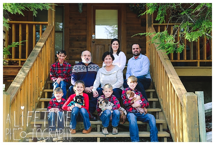 Family Cabin Photographer Gatlinburg-Pigeon-Forge-Knoxville-Sevierville-Dandridge-Seymour-Smoky-Mountains-Townsend-Photos-Greenbriar Session-Professional-Maryville_0252