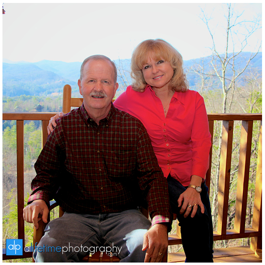 Family-Couple-Cabin-Townsend-Gatlinburg-Pigeon-Forge-Sevierville-TN-Photographer-anniversary-pictures-13