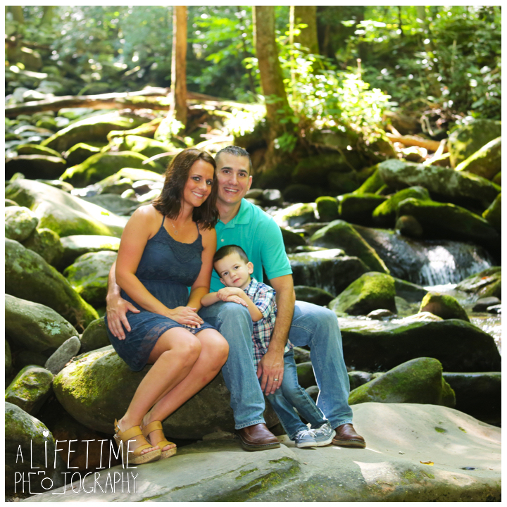 Family-Knoxville-Photographer-Smoky-Mountain-Gatlinburg-TN-Pigeon-Forge-Dandridge-Townsend-Vacation-things-to-do-kids-15
