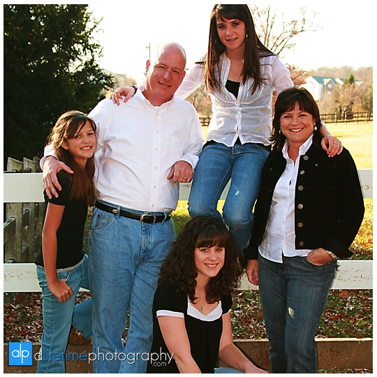 Family-Photographer-Kingsport-TN_Allendale-Mansion-Johnson-City-Bristol-Knoxville-TN_Chattanooga-session-Photography-pictures-7