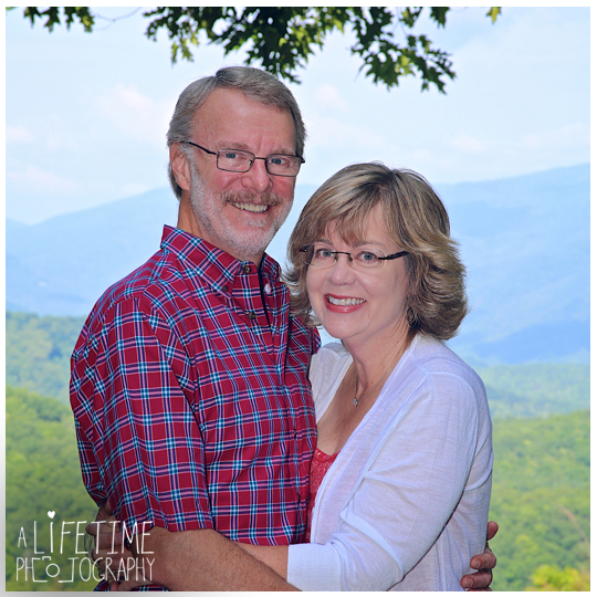 Family-Photographer-in-Gatlinburg-Pigeon-Forge-Smoky-Mountains-Sevierville-Knoxville-TN-2