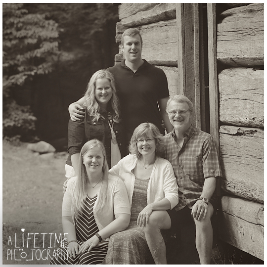 Family-Photographer-in-Gatlinburg-Pigeon-Forge-Smoky-Mountains-Sevierville-Knoxville-TN-6