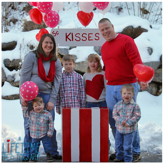 Family Photographer in Townsend TN Snow Winter Session Kids Photography Knoxville Gatlinburg Pigeon Forge Sevierville Vacation-7