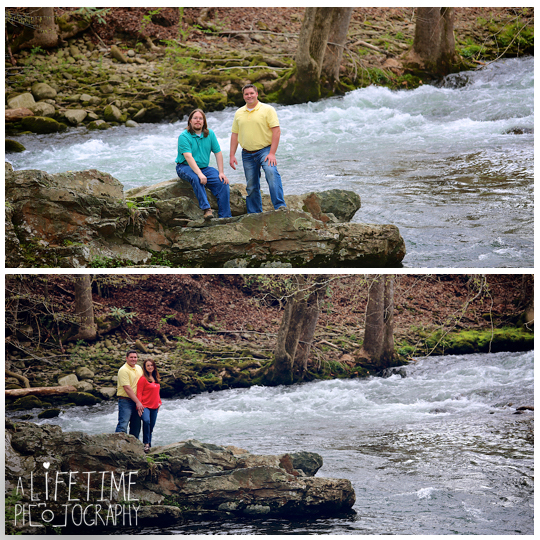 Family-Photographer-in-the-Gatlinburg-Pigeon-Forge-Smoky-Mountains-Emerts-Cove-Covered-Bridge-Sevierville-Pittman-Center-Knoxville-Seymour-10