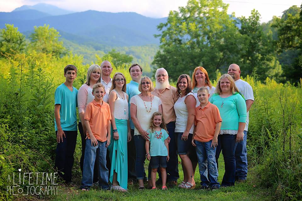 Family Photographer in the Knoxville Pigeon Forge Gatlinburg