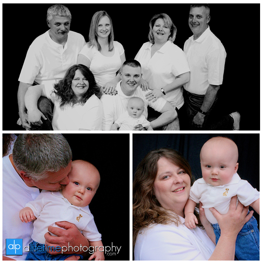 Family-Photographer-studio-indoor-Photographers-in-tri_Cities-Babies-newborn-kids-photography-Piney-Flats-Bristol-Bluff-City-Kingsport-Johnson-City-Knoxville-Pigeon-Forge-Gatlinburg-Sevierville-Chattanooga-Asheville-NC_1