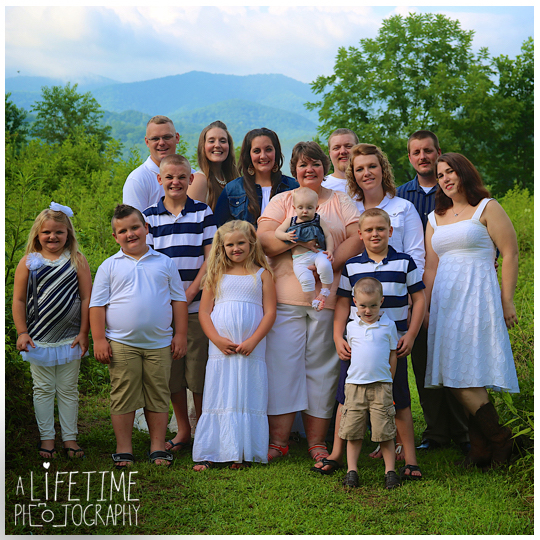 Family-photographer-kids-anniversary-couples-Gatlinburg-TN-Smoky-Mountains-Pigeon-Forge-Knoxville-Smokies-9