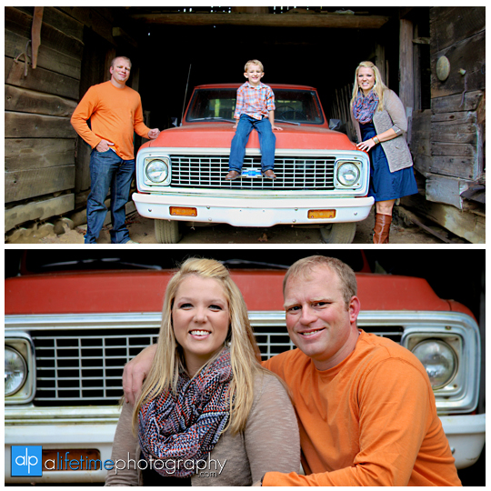 Family-pictures-in Gatlinburg-Emerts-Cove-Pittman-Center-Greenbrier-Smoky-Mountains-Pigeon-Forge-Photographer-kids-families-9