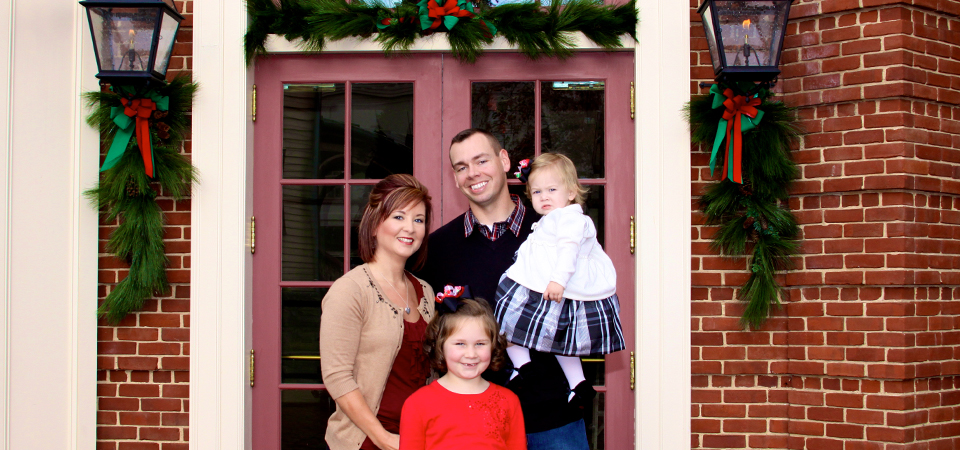 Dixon Family | Christmas Portraits | Jonesborough, TN