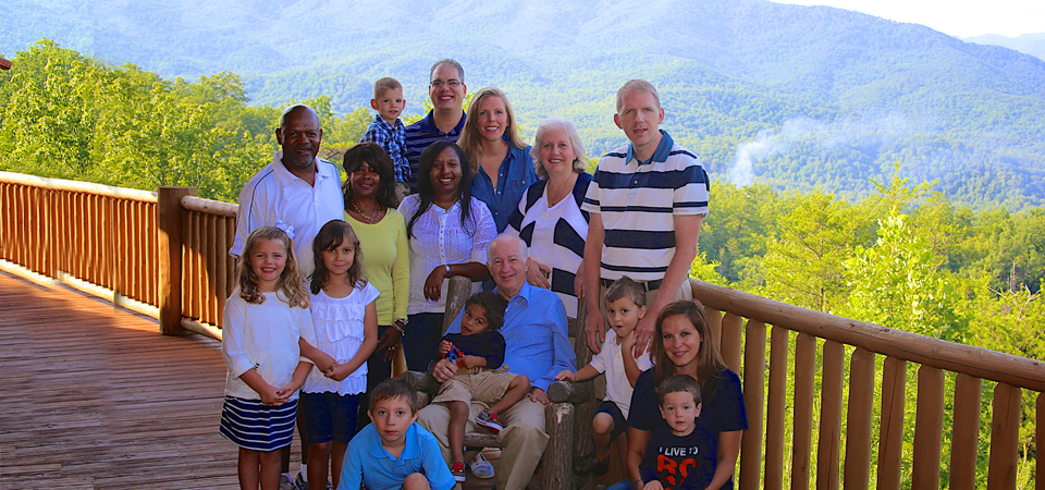 Gatlinburg Family Vacation | Cabin Fever | Smoky Mountain Photographer