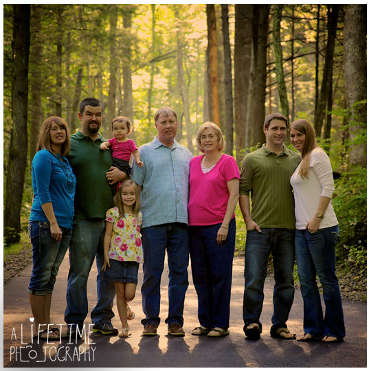 Gatlinburg-Pigeon-Forge-Smoky-Mountains-TN-Family-Photographer-Photos-on-the-mountain-Kids-Vacation-Motor-Nature-Trail-Seymour-Knoxville-Townsend-Sevierville-TN-8