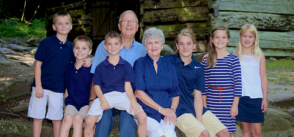 The Lambright Family | Ogle Place | Gatlinburg, TN Photographer