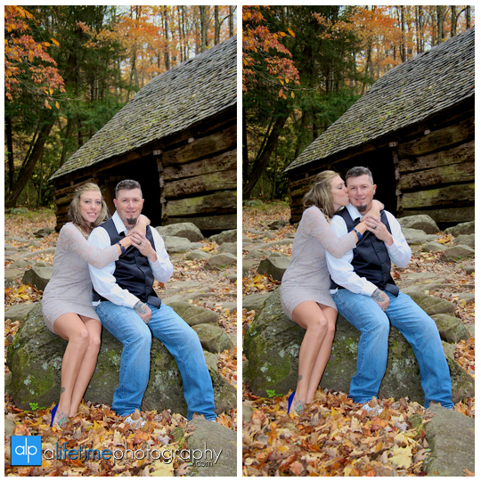 Gatlinburg-Wedding-Photographer-Pigeon-Forge-TN_Ogle-Place-Fall-Bride-Groom-cabin-Sevierville-Newport-Cosby-Wears-Valley-Townsend-Couple-Anniversary-3