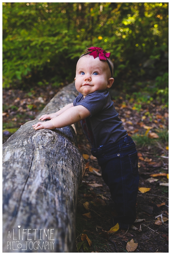 gatlinburg-photographer-pigeon-forge-family-wedding-kids-senior-sevierville-roaring-fork-motor-nature-trail-smoky-mountains-knoxville-townsend-wears-valley-seymour_0015