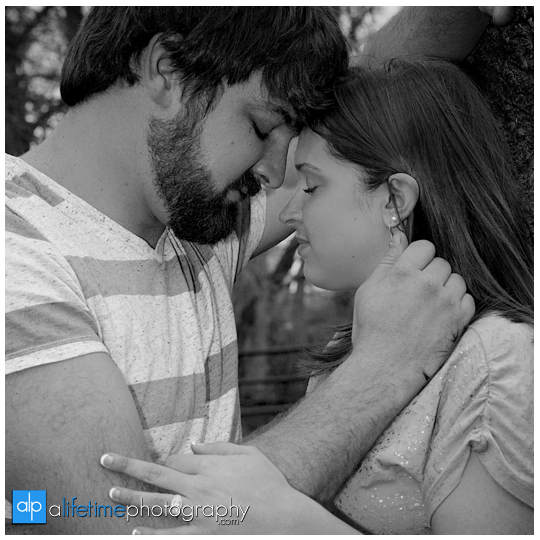 Johnson_City-Downtown-Jonesborough-Kingsport-Bristol-Tri-Cities-TN_engagement-Engaged_Couple-Photographer-Knoxville-Photography-Pigeon-Forge-Gatlinburg-Tennessee-Pictures_9