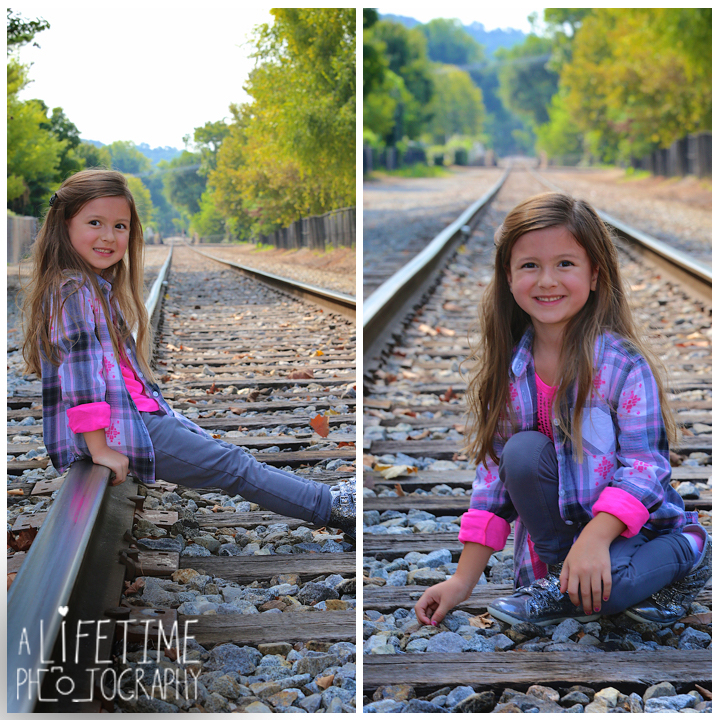 Knoxville-TN-Family-Photographer-Kids-Modeling-Head-shots-Market-Square-South-downtown-Seymour-pictures-14