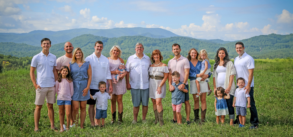 The Schweizer Family | Pigeon Forge Photographer