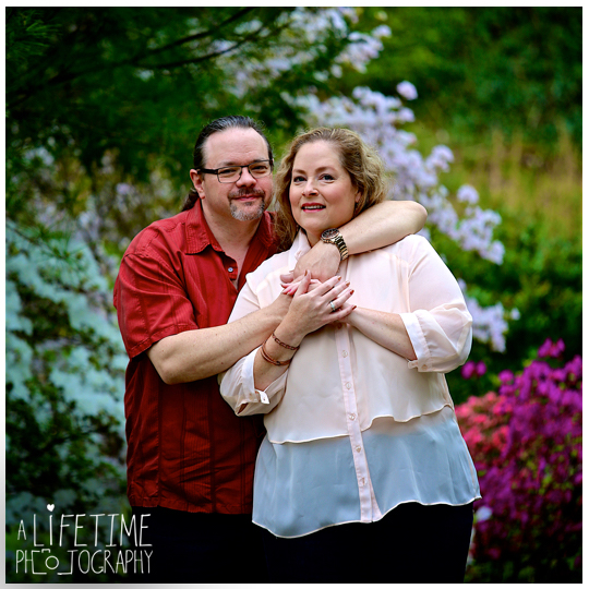 Post-wedding-photos-photographer-couple-anniversary-pictures-photo-session-shoot-Emerts-Cove-Smoky-Mountains-Gatlinburg-Pigeon-Forge-Sevierville-TN-Knoxville-Pittman-Center-4