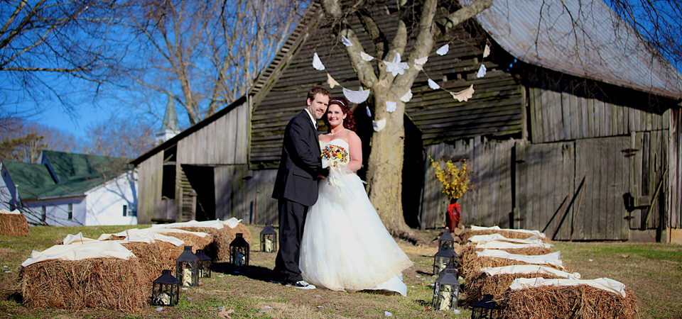 Andrea + Jason | Backyard Ceremony | Seymour, TN Photographer