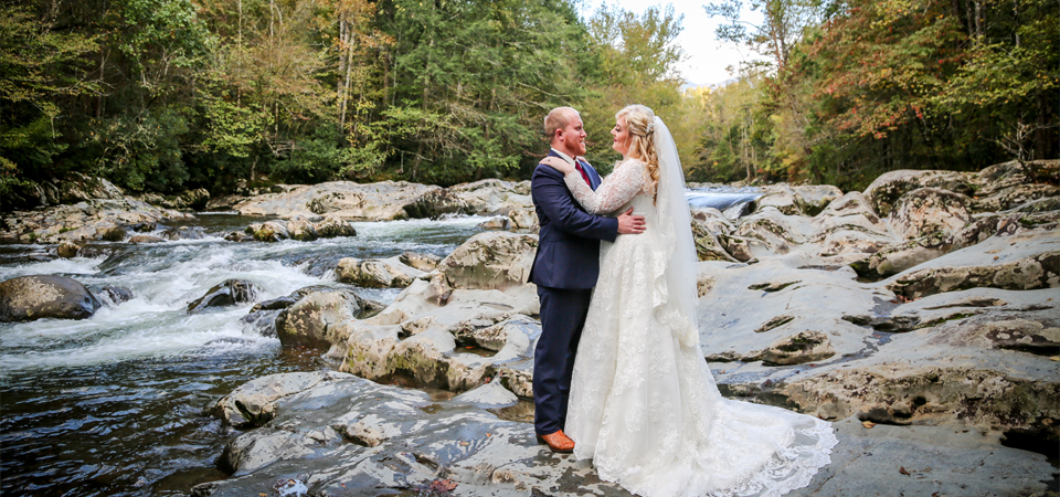John + Tabbetha Carver Wedding | Little Log Wedding Chapel | Park Vista Hotel Reception | Gatlinburg Photographer