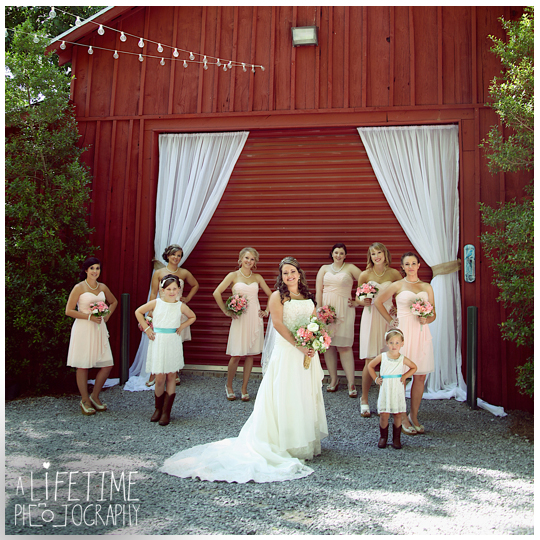 The-Barn-at-Boone-Falls-Johnson-City-TN-Wedding-Photographer-Venue-Jonesborough-Boones-Creek-Kingsport-Bristol-Knoxville-Bride-Groom-Pictures-11