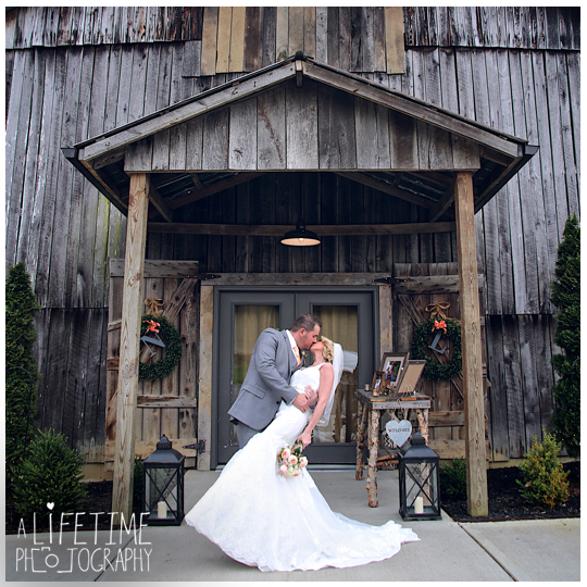 The-Barn-at-Chestnut-Springs-Wedding-Photographer-Sevierville-TN-Pigeon-Forge-Knoxville-Photos-16