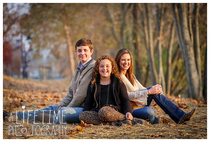 the-island-family-photographer-gatlinburg-pigeon-forge-knoxville-sevierville-dandridge-seymour-smoky-mountains-townsend-baby-photos-session-professional_0046