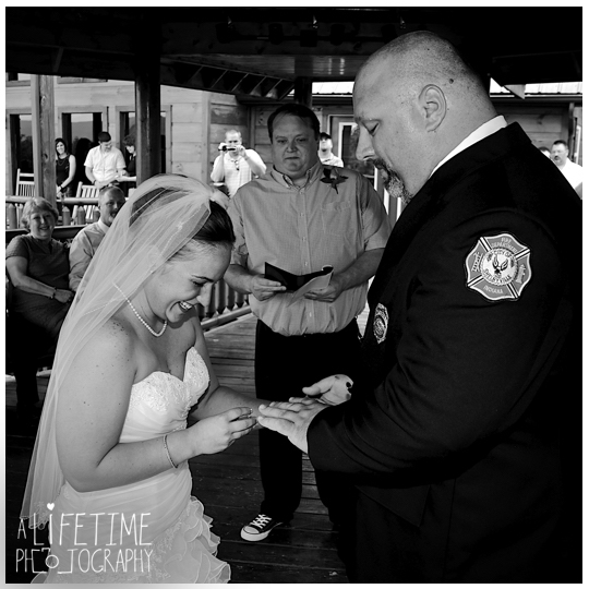 Wears-Valley-Townsend-wedding-Photographer-cabin-Smoky-Mountains-Pigeon-Forge-Knoxville-Gatlinburg-11