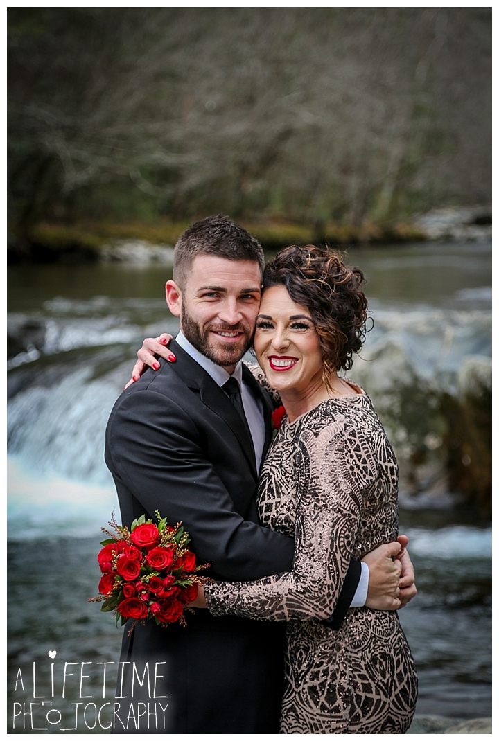 Wedding Newlywed Photographer Gatlinburg-Pigeon-Forge-Knoxville-Sevierville-Dandridge-Seymour-Smoky-Mountains-Townsend-Photos-Greenbriar Session-Professional-Maryville_0212