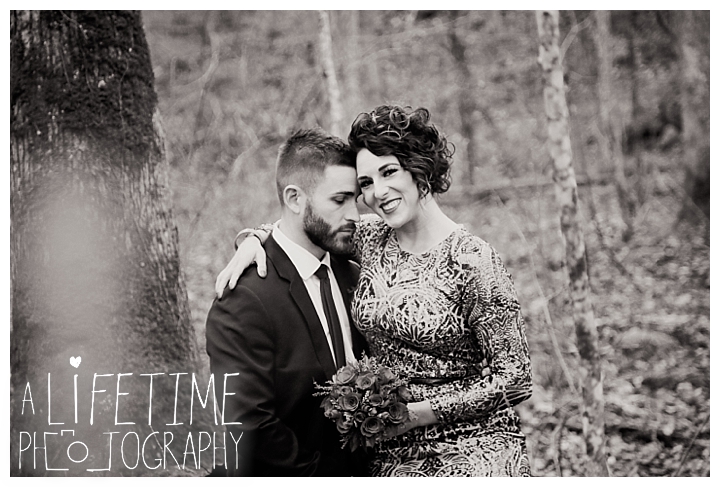 Wedding Newlywed Photographer Gatlinburg-Pigeon-Forge-Knoxville-Sevierville-Dandridge-Seymour-Smoky-Mountains-Townsend-Photos-Greenbriar Session-Professional-Maryville_0224