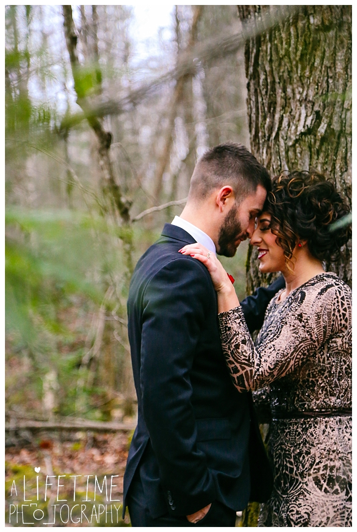 Wedding Newlywed Photographer Gatlinburg-Pigeon-Forge-Knoxville-Sevierville-Dandridge-Seymour-Smoky-Mountains-Townsend-Photos-Greenbriar Session-Professional-Maryville_0225