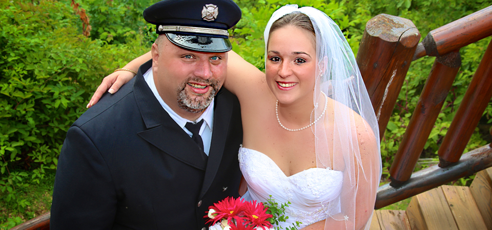 Joe + Whitney’s Wedding | Volunteer Cabin rentals | Wears Valley, TN Photographer