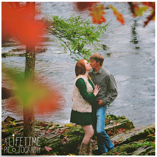 anniversary-couples-Photographer-photo-shoot-fall-Emerts-Cove-Covered-Bridge-Gatlinburg-Pigeon-Forge-Tennessee-Sevierville-Smoky-Mountain-2