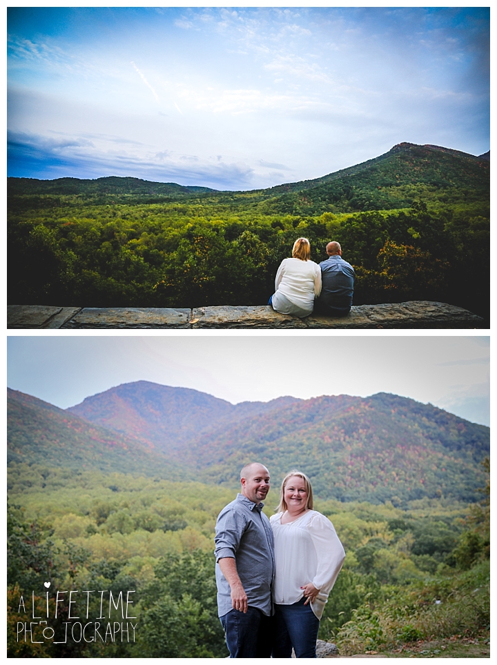 couple-photographer-chimney-tops-picnic-area-smoky-mountains-gatlinburg-pigeon-forge-seviervile-knoxville-townsend-tennessee-anniversary_0047