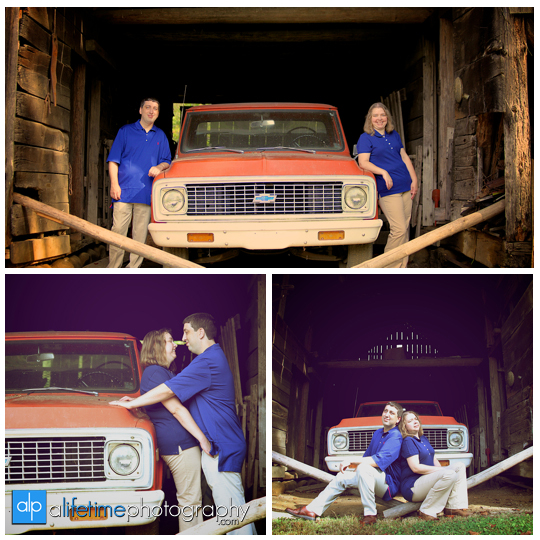 emerts-cove-covered-bridge-couple-engagement-session-photographer-Gatlinburg-Pigeon-Forge-TN-Sevierville-Pittman-Center-9