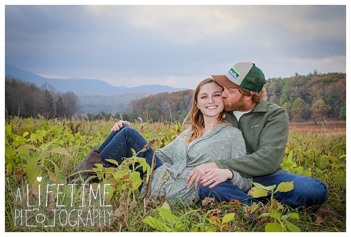engagement-cades-cove-photographer-family-gatlinburg-pigeon-forge-knoxville-sevierville-dandridge-seymour-smoky-mountains-couple-townsend_0074